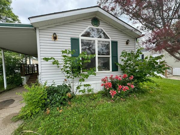 Photo 1 of 2 of home located at 21406 3rd Dr S Lot 123 Independence, MO 64056