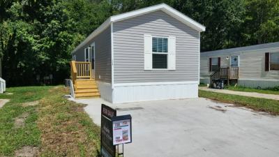 Photo 5 of 24 of home located at 6539 Townsend Rd, #156 Jacksonville, FL 32244