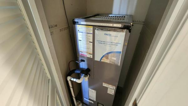 2025 Clayton Community Line 3008 4816 Manufactured Home