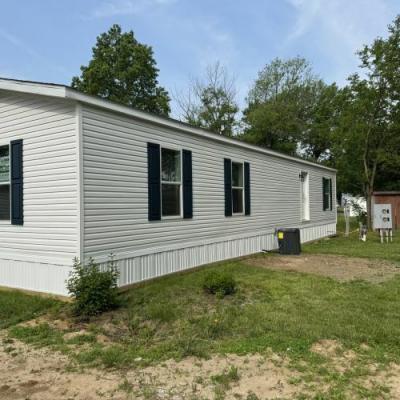 Photo 3 of 26 of home located at 2800 West Memorial Drive #0084 Muncie, IN 47302
