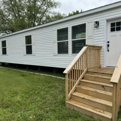 Photo 5 of 34 of home located at 2800 West Memorial Drive #0128 Muncie, IN 47302