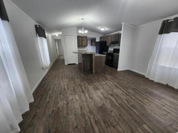 Photo 1 of 2 of home located at 9429 SE 29th St Lot #94 Midwest City, OK 73130