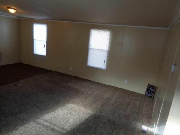 2002 Oakwood Homes Corp Oakwood 1000 Series Mobile Home