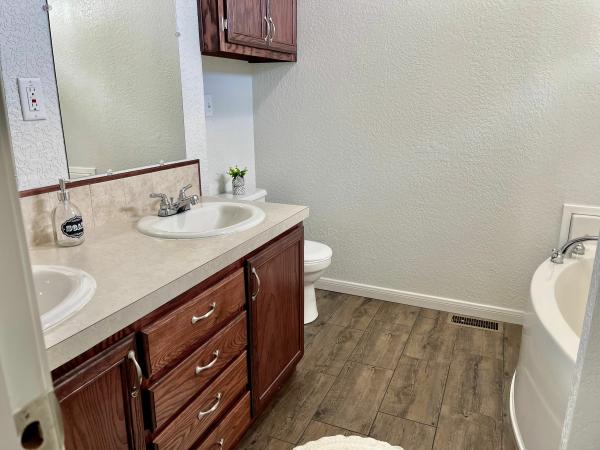 2022 Elliott Mobile Homes Solitaire Mobile Home