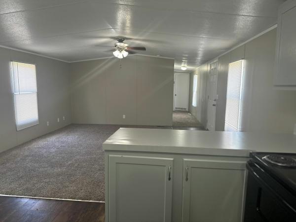 2011 Clayton Homes Inc. Xtreme Mobile Home