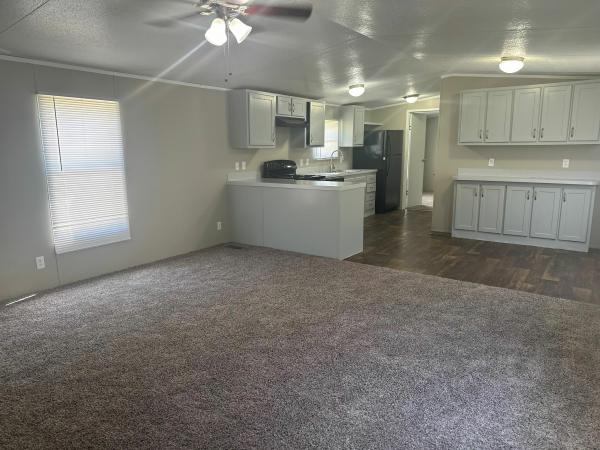 2011 Clayton Homes Inc. Xtreme Mobile Home