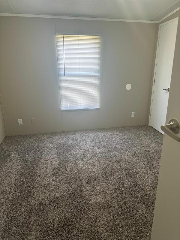 2011 Clayton Homes Inc. Xtreme Mobile Home