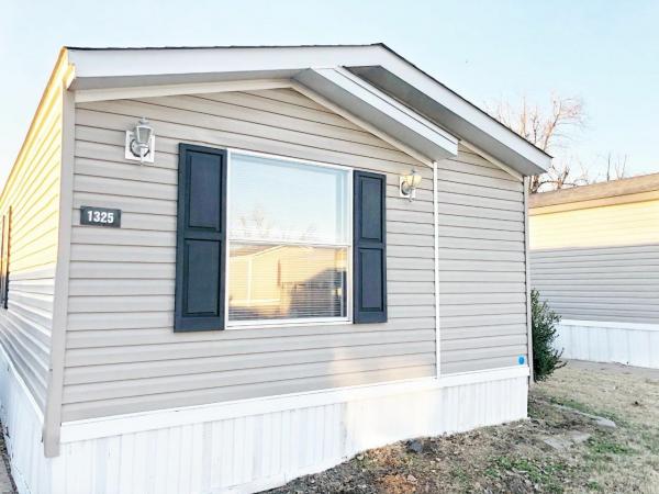 2011 Clayton Homes Inc. Xtreme Mobile Home