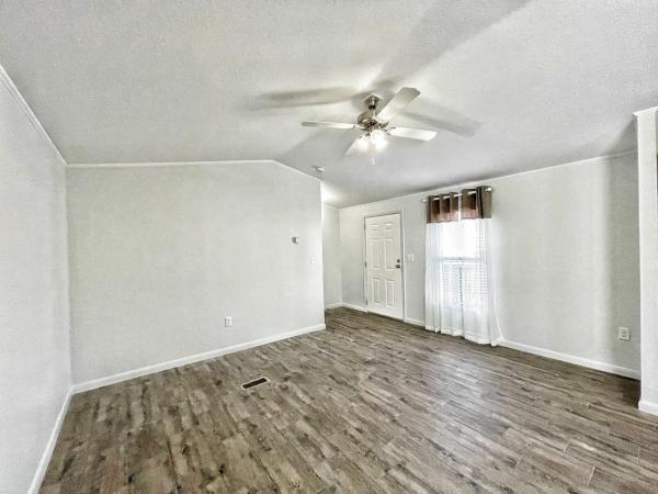 2019 Elliott Mobile Homes Solitaire Mobile Home