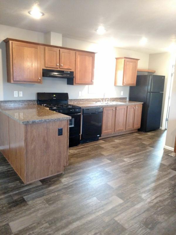 Photo 1 of 2 of home located at 11325 140th Street #14 Davenport, IA 52804