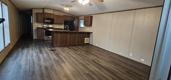 2021 S-1672-32B  Home