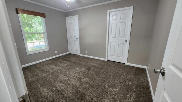 2018 Clayton Homes Inc Yes Mobile Home