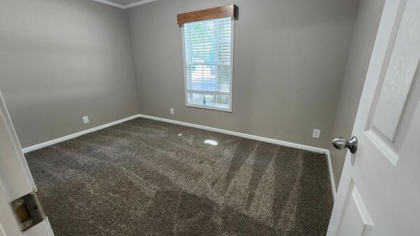2018 Clayton Homes Inc Yes Mobile Home