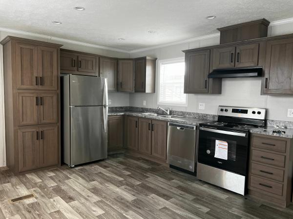 Photo 1 of 2 of home located at 46478 Le Grande Boulevard, Site #854 Macomb, MI 48044