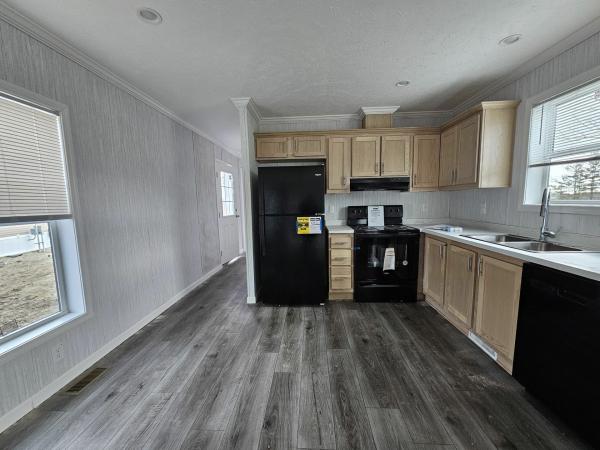 Photo 1 of 2 of home located at 2740 East Robin Drive Lot 296 Saginaw, MI 48601