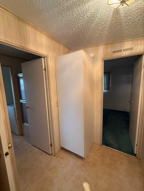 1990 Merit Mobile Home