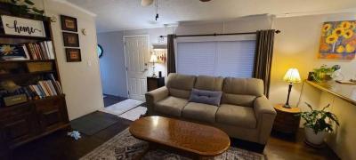 Photo 3 of 18 of home located at 365 Granada Court Saint Peters, MO 63376