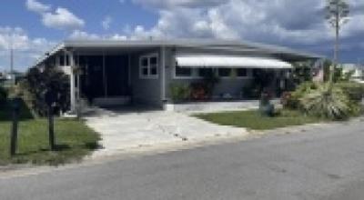 Photo 1 of 20 of home located at 620 57th Ave W Lot E-18 Bradenton, FL 34207