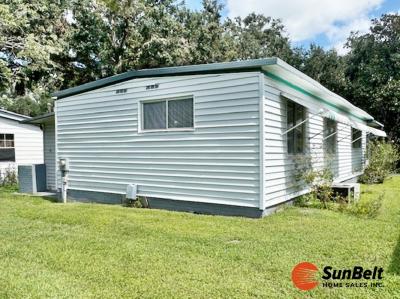 Photo 3 of 8 of home located at 3036 Longford Lane Brooksville, FL 34601