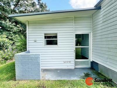 Photo 5 of 8 of home located at 3036 Longford Lane Brooksville, FL 34601