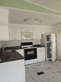 1984 TWIN Mobile Home