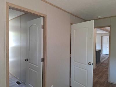 Photo 4 of 5 of home located at 1593 Dean Drive Prattville, AL 36067