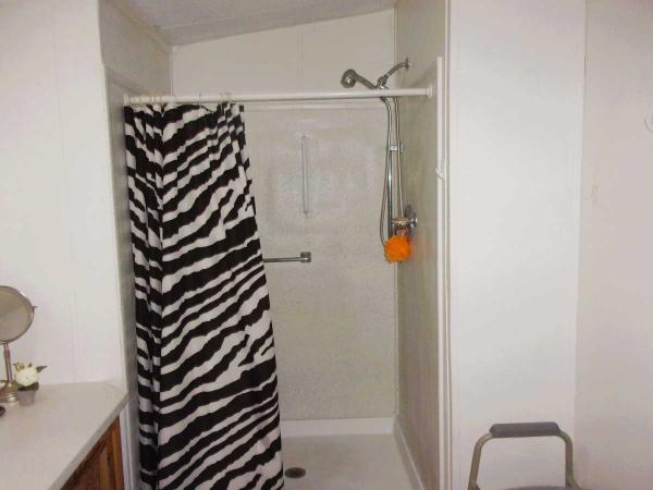 1988 Redman STONEBROOK Manufactured Home