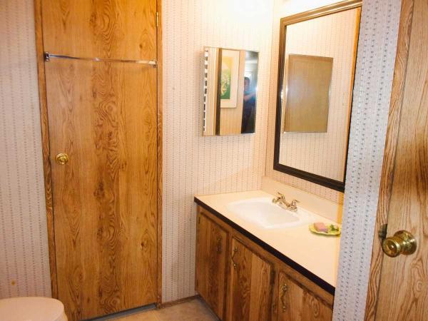 1988 Redman STONEBROOK Manufactured Home