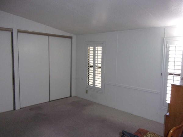 1988 Redman STONEBROOK Manufactured Home