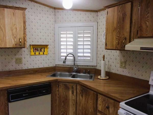1988 Redman STONEBROOK Manufactured Home