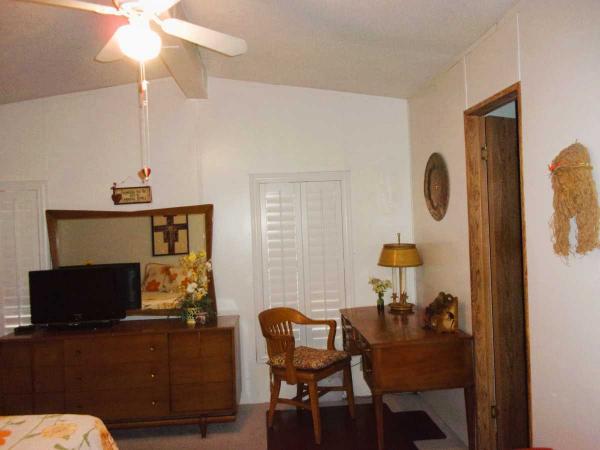 1988 Redman STONEBROOK Manufactured Home