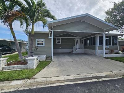 Photo 2 of 78 of home located at 5200 28th St N Saint Petersburg, FL 33714