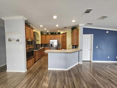 Photo 3 of 78 of home located at 5200 28th St N Saint Petersburg, FL 33714