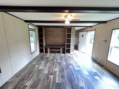 Photo 3 of 15 of home located at 852 Reed Rd Jasper, AL 35504