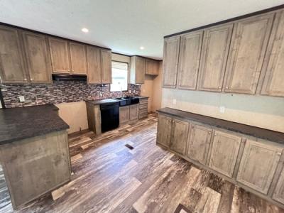 Photo 4 of 15 of home located at 852 Reed Rd Jasper, AL 35504