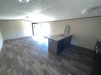 Photo 3 of 11 of home located at 1420 38th Ave NE Tuscaloosa, AL 35404