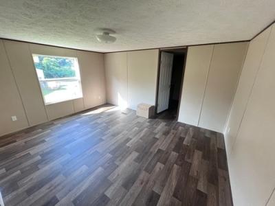 Photo 4 of 11 of home located at 1420 38th Ave NE Tuscaloosa, AL 35404