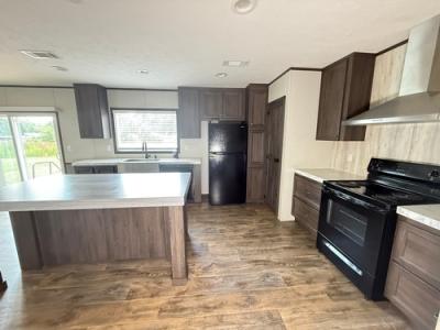 Photo 5 of 20 of home located at 16306 Crockett Martin Conroe, TX 77306