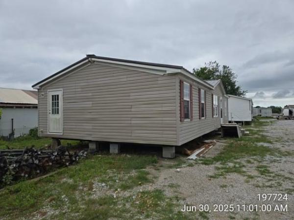Photo 1 of 2 of home located at Hwy 59 Discount Homes, L.l.c. 18101 Linden Dr Neosho, MO 64850