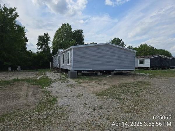 Photo 1 of 2 of home located at Mitchell's 1st Quality Homes 2500 Quality Dr Searcy, AR 72143