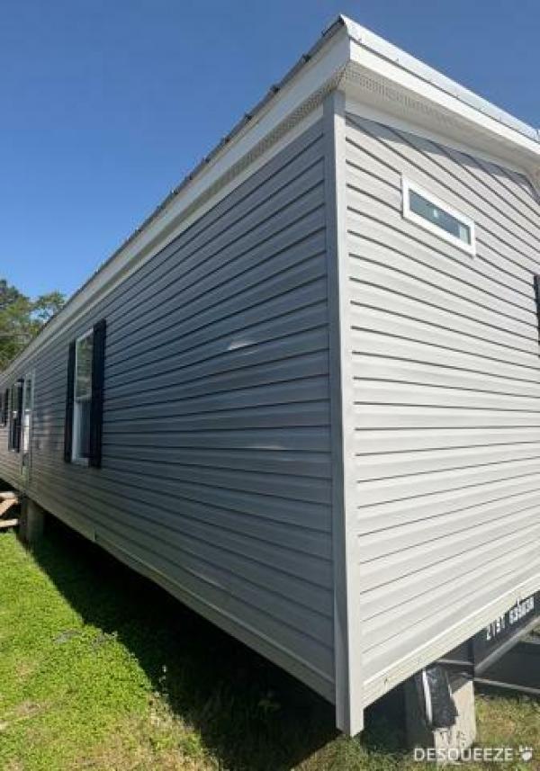 Photo 1 of 2 of home located at Clearance Homes Of Texas 12918 Highway 59 Ih 69 Splendora, TX 77372