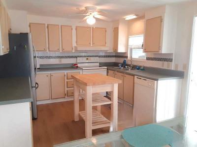 Photo 5 of 31 of home located at 326 Avocado St Bradenton, FL 34207