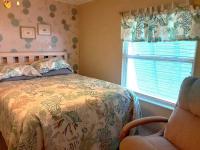 1980 Park Manufactured Home