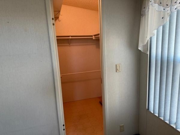 1996 Brook Manufactured Home