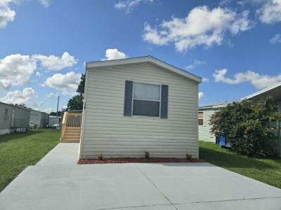 Photo 2 of 9 of home located at 119 Elderberry Lane Tampa, FL 33610