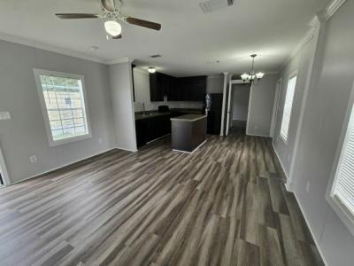 Photo 2 of 5 of home located at 1234 Reynolds Road, #29 Lakeland, FL 33801