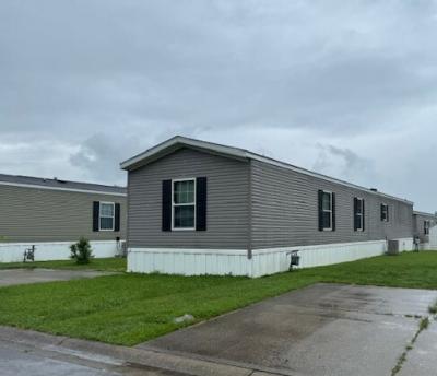 Photo 2 of 9 of home located at 2191 East Ohio Pike 133 Amelia, OH 45102