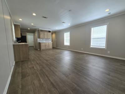 Photo 2 of 8 of home located at 131 Eloise #El131 Conroe, TX 77301