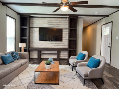 Photo 3 of 25 of home located at 116 Lillian #Ll116 Conroe, TX 77301
