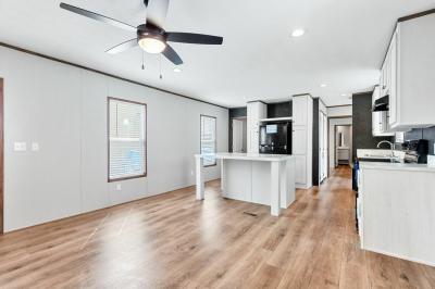 Photo 4 of 25 of home located at 116 Norene #No116 Conroe, TX 77301
